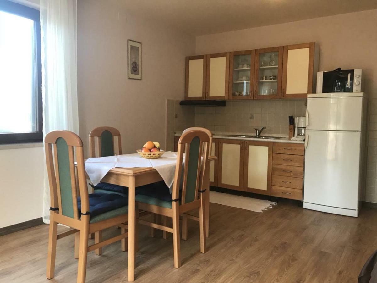 Apartments Nika Mali Lošinj Kültér fotó